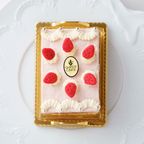 【Q-pot CAFE.】ホイップ＆ストロベリー アニバーサリーケーキ(7.5cm×11cm※2～3名様) 3
